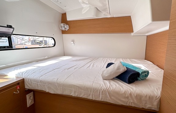 1_excess-11-ez-ukutu-832362f1-b Private Jet Sales and Charters - Private Jets For Sale