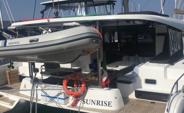 4_lagoon-42-_sunrise Private Jet Sales and Charters - Private Jets for Charters